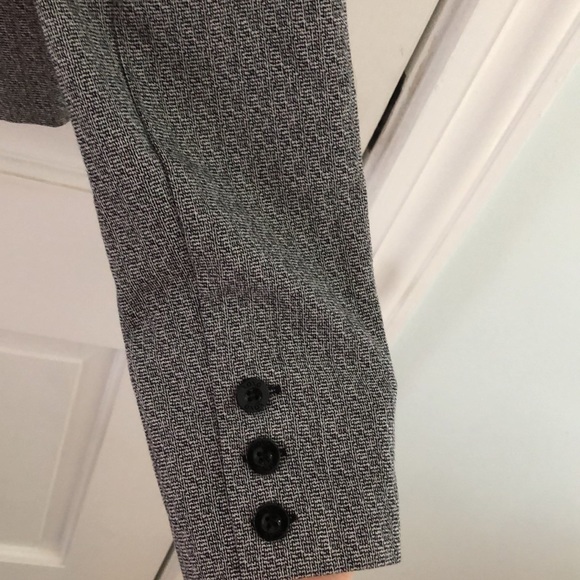 XOXO gray blazer size M - Picture 5 of 8
